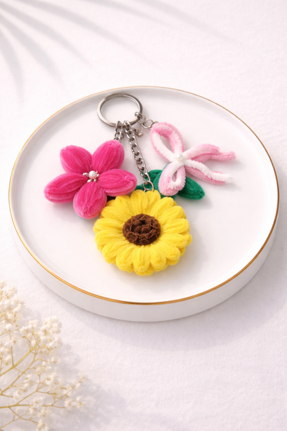 Sunflower & Bloom Bouquet Keychain — Handmade Floral Charm